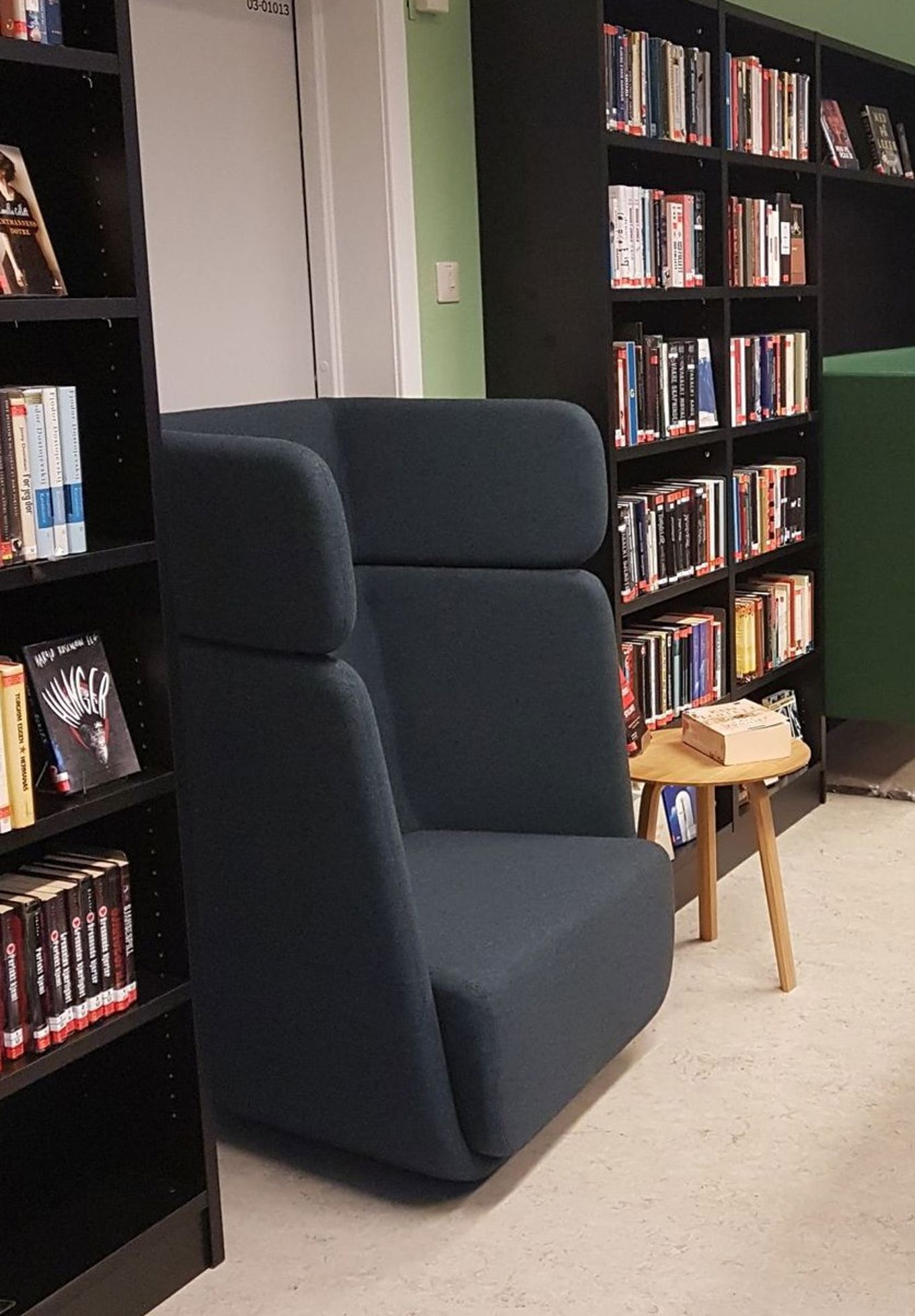 Detalj fra skolebiblioteket Detalj fra skolebiblioteket