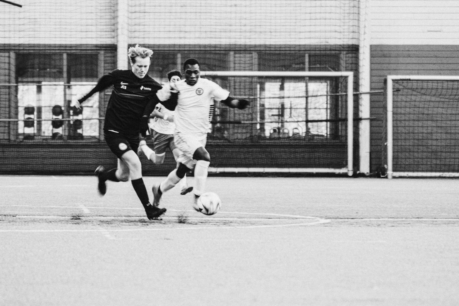 et par menn som spiller fotball